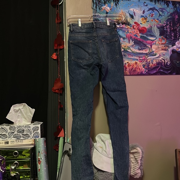 High waisted definitely XS. - Picture 2 of 2